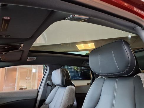 Certified 2025 Cadillac Optiq Luxury 1 image 18