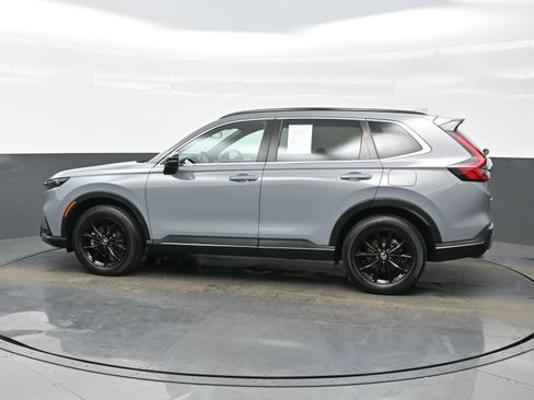 Used 2023 Honda CR-V Sport image 3