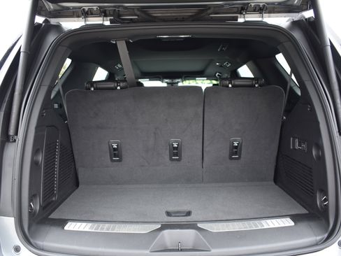 Used 2024 Chevrolet Tahoe High Country w/ Premium Package image 34