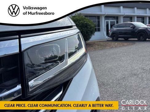Used 2023 Volkswagen Atlas SE w/ Panoramic Sunroof Package FWD image 10