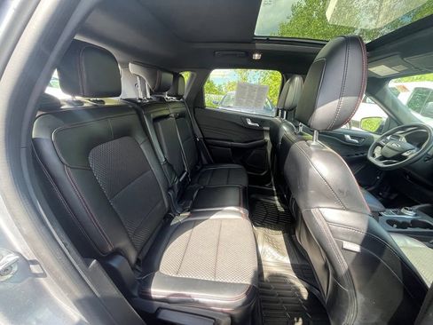Used 2024 Ford Escape ST-Line w/ Tech Pack #1 AWD/4WD image 25