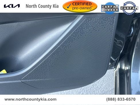 Certified 2025 Kia Niro LX image 31