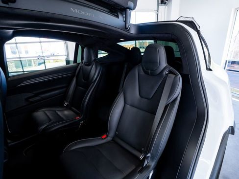 Used 2022 Tesla Model X Plaid image 44