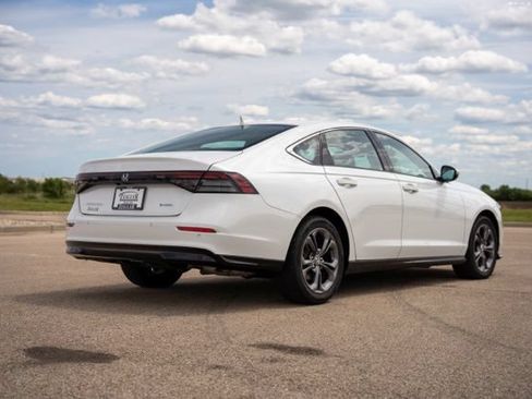 Used 2024 Honda Accord EX-L image 7