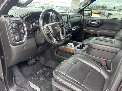 Used 2021 Chevrolet Silverado 1500 High Country w/ Technology Package image 8