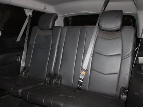 Used 2019 Cadillac Escalade ESV Premium Luxury image 11