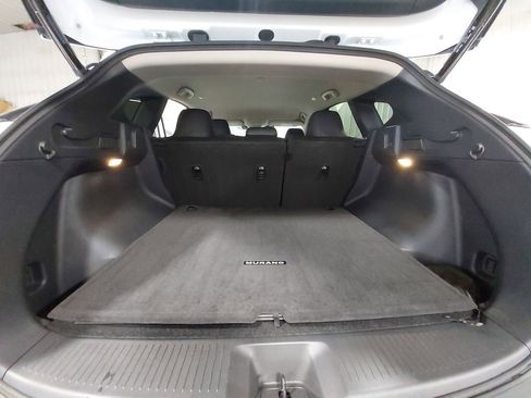 Certified 2025 Nissan Murano SV w/ Cargo Package AWD/4WD image 12