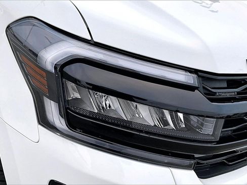 Used 2022 Ford Expedition Max Limited image 29