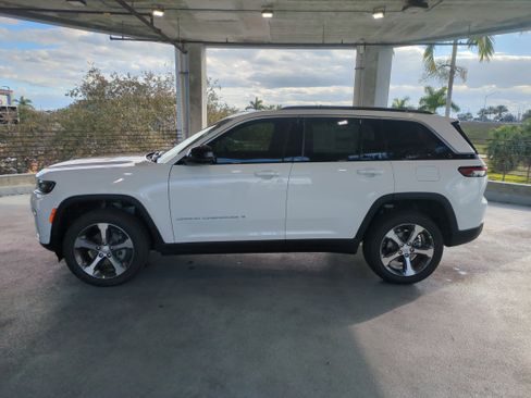 New 2026 Jeep Grand Cherokee Limited image 8