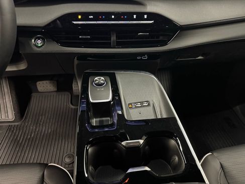 New 2026 Buick Enclave Sport Touring w/ Power Package FWD image 27