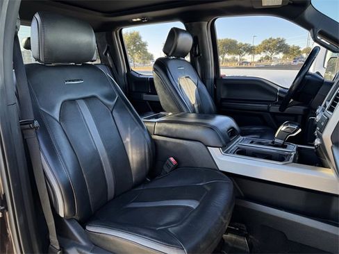 Used 2019 Ford F150 Platinum w/ Equipment Group 701A Luxury image 31