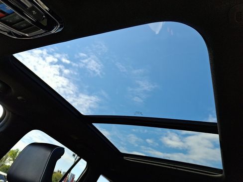 Used 2022 Jeep Grand Cherokee Summit image 14