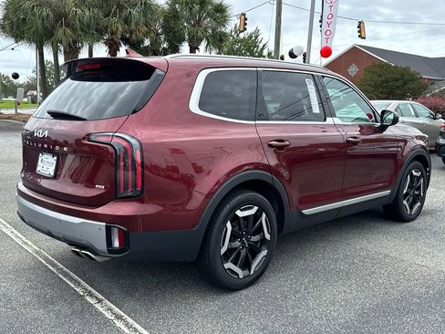 Used 2023 Kia Telluride EX AWD/4WD image 3
