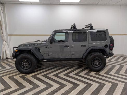 Used 2022 Jeep Wrangler Unlimited Sport image 3