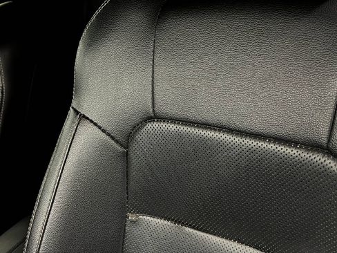 Used 2019 Ford Mustang Premium RWD image 17