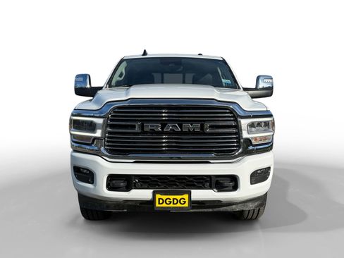 Used 2024 RAM 2500 Laramie w/ Safety Group image 8