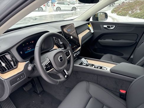 New 2026 Volvo XC60 T8 Plus w/ Protection Package Premier AWD/4WD image 19