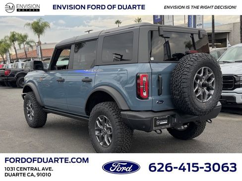 New 2025 Ford Bronco Badlands image 6