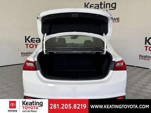 Used 2023 Chevrolet Malibu LT image 17