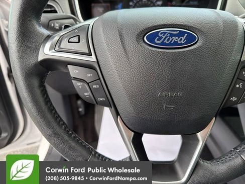 Used 2017 Ford Fusion Titanium FWD image 15
