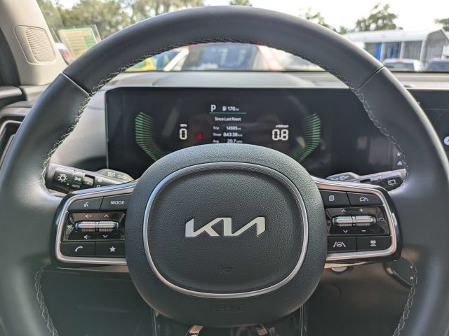 Used 2025 Kia Sorento EX w/ Panoramic Sunroof Package FWD image 39