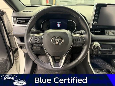 Used 2022 Toyota RAV4 XSE AWD/4WD image 10