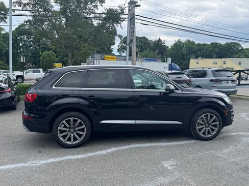Used 2017 Audi Q7 3.0T Premium Plus w/ Premium Plus Package AWD/4WD image 4