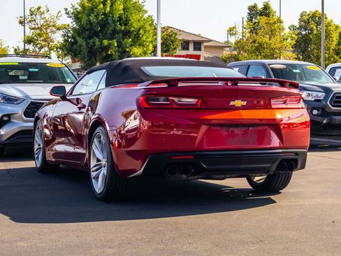 Used 2016 Chevrolet Camaro LT RWD image 4
