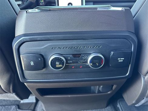 Certified 2022 Ford Expedition King Ranch image 25