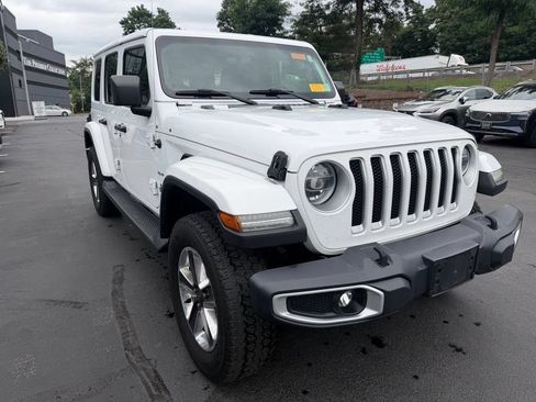 Used 2021 Jeep Wrangler Unlimited Sahara AWD/4WD image 5