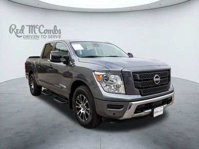 Used 2024 Nissan Titan SV w/ SV Convenience Package
