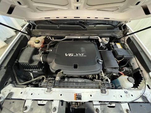 Used 2017 Chevrolet Colorado W/T w/ WT Convenience Package AWD/4WD image 28