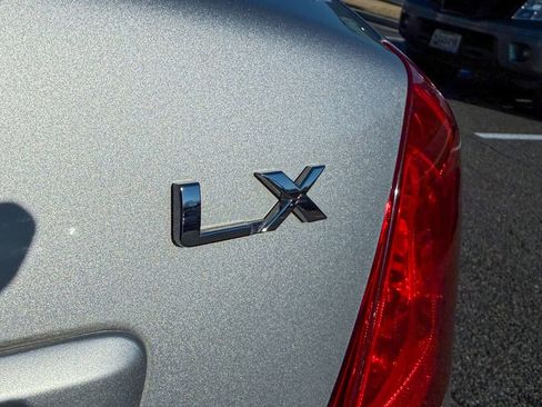 Used 2009 Kia Spectra LX image 9