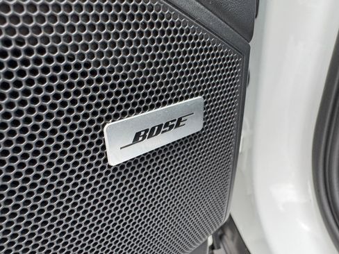 Used 2023 Porsche Cayenne Platinum Edition image 44