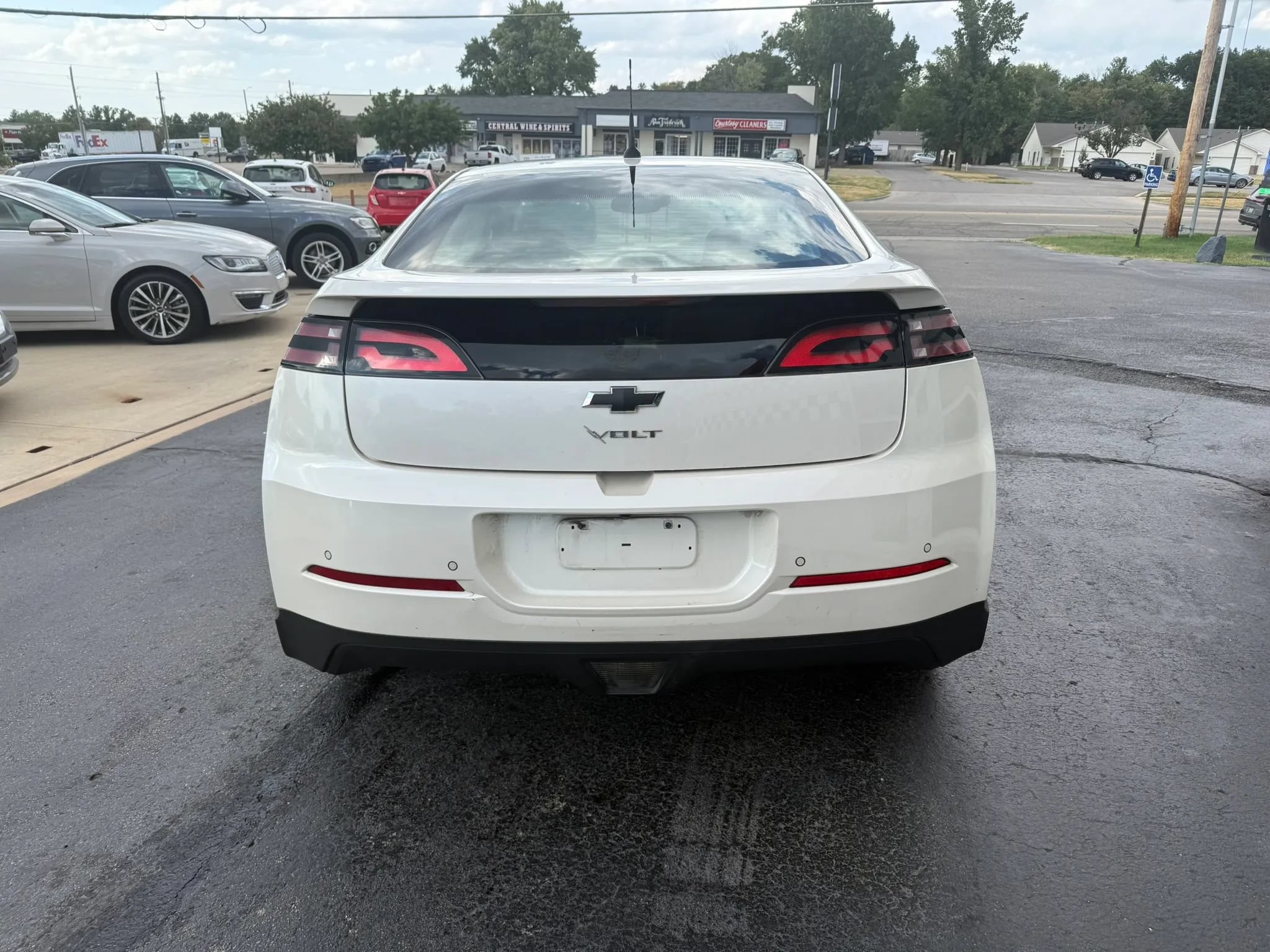 Used 2013 Chevrolet Volt Premium w/ Premium Trim Package FWD image 8