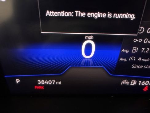 Used 2022 Volkswagen Tiguan SE image 21