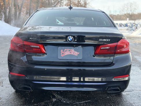 Used 2018 BMW 540i xDrive image 4