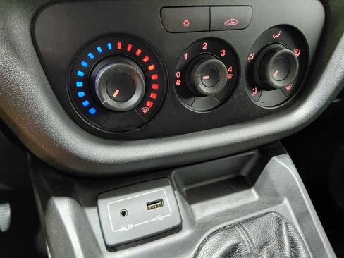 Used 2019 RAM ProMaster City Tradesman FWD image 30