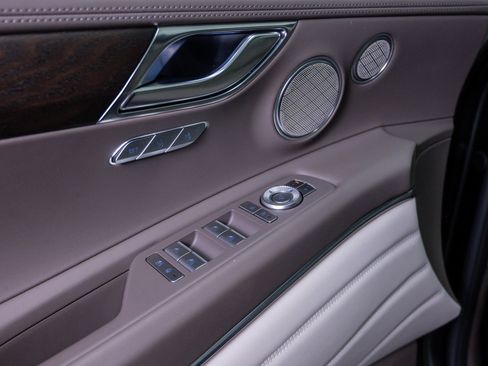 Used 2024 Genesis GV80 2.5T w/ Advanced Package image 18