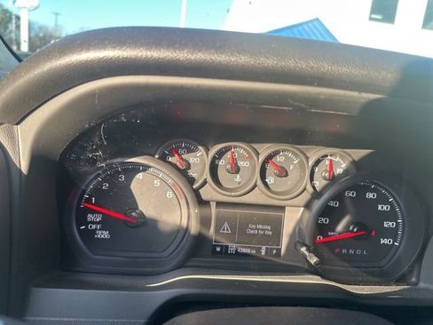 Used 2023 Chevrolet Silverado 1500 Custom Trail Boss image 30