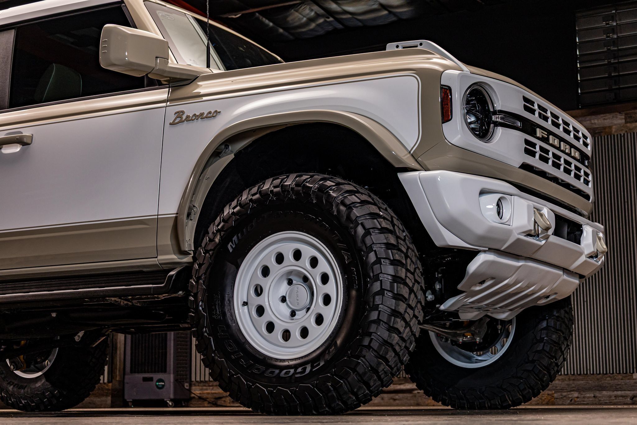 Used 2026 Ford Bronco Heritage Edition AWD/4WD image 12