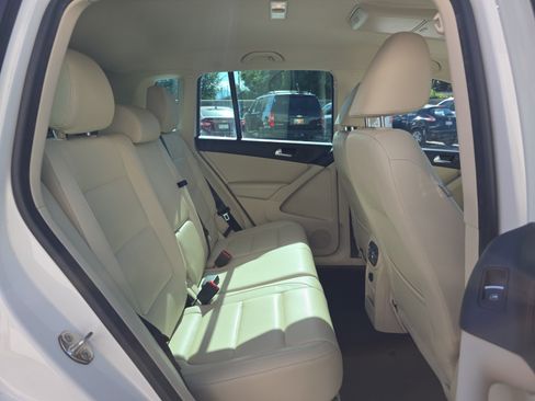 Used 2012 Volkswagen Tiguan S AWD/4WD image 27