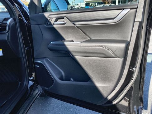 New 2026 GMC Acadia Elevation w/ LPO, Floor Liner Package image 41