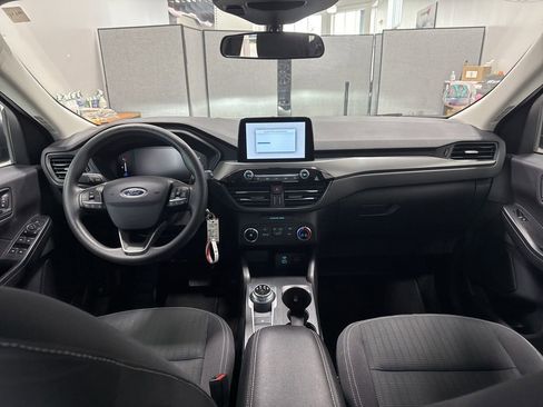 Used 2023 Ford Escape AWD image 3