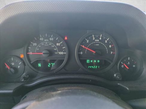 Used 2009 Jeep Wrangler X image 9