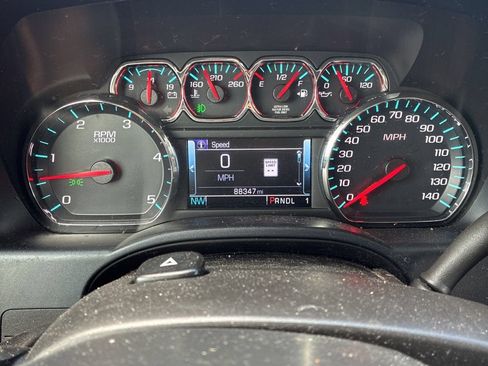 Used 2019 Chevrolet Silverado 2500 High Country w/ Duramax Plus Package AWD/4WD image 4