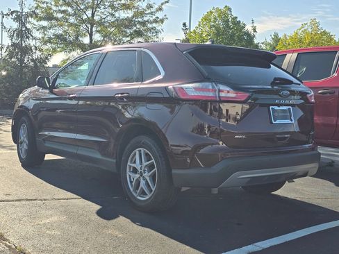 Used 2024 Ford Edge SEL w/ Convenience Package AWD/4WD image 5