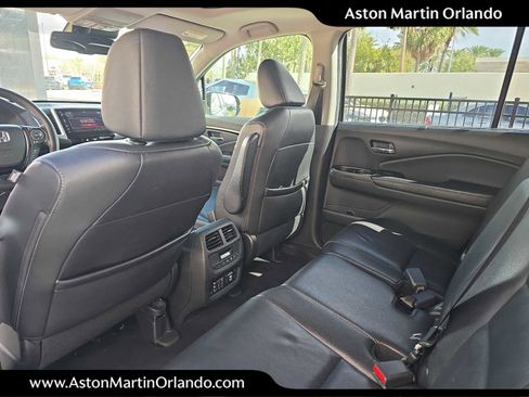 Used 2017 Honda Pilot Touring image 12