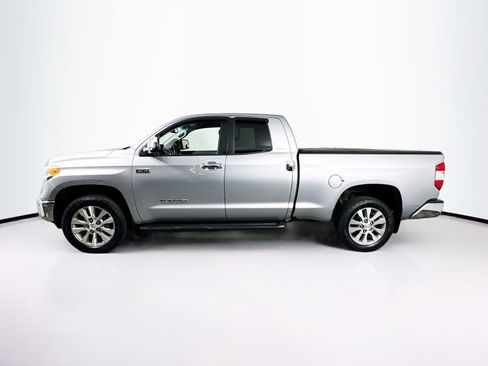 Used 2015 Toyota Tundra Limited w/ Limited Premium Package AWD/4WD image 4