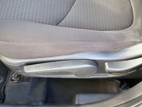 Used 2012 Kia Soul FWD image 15
